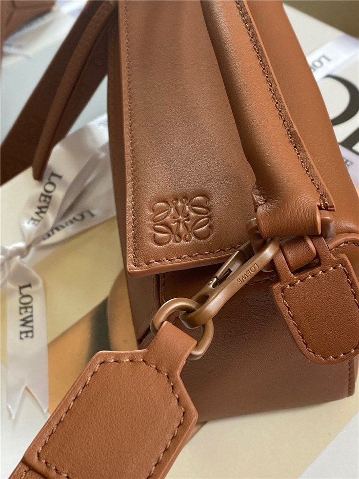 Loewe 로에베 퍼즐백 미니 L01811