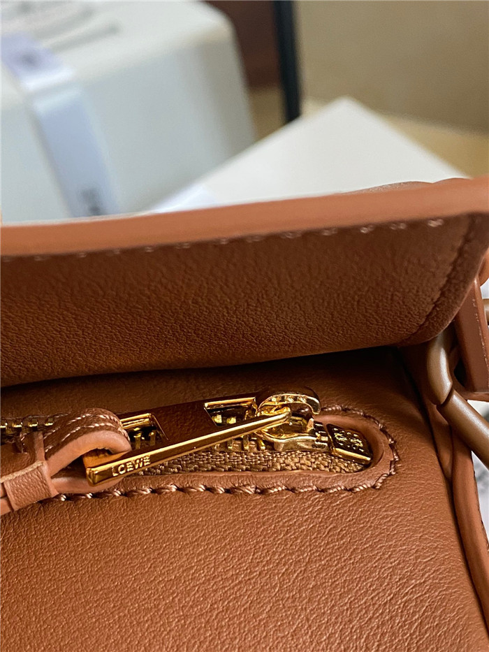 Loewe 로에베 퍼즐백 미니 L01811