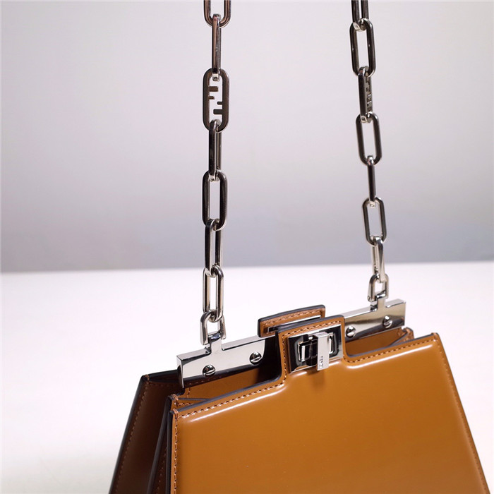 Fendi  펜디 피카푸 체인백 F8339