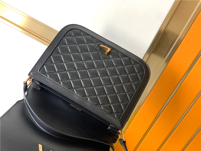 Saint Laurent  생로랑 퀄팅 램스킨 솔페리노 사첼백 733704