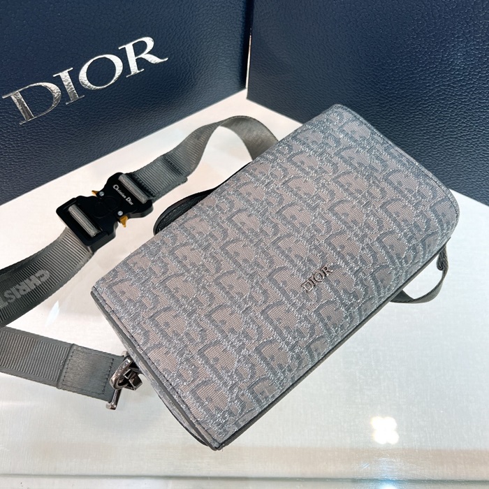 Dior  디올 남성 그레이 숄더백