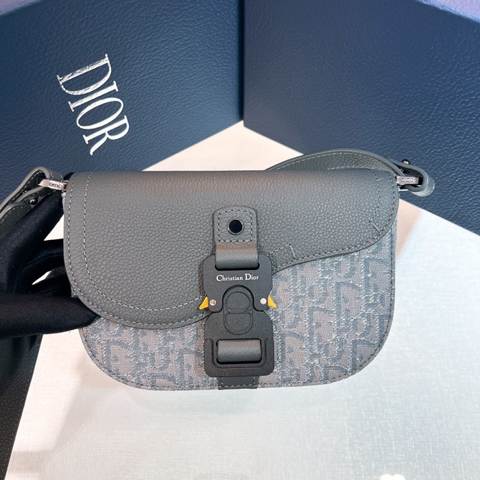 Dior  디올 남성 숄더백