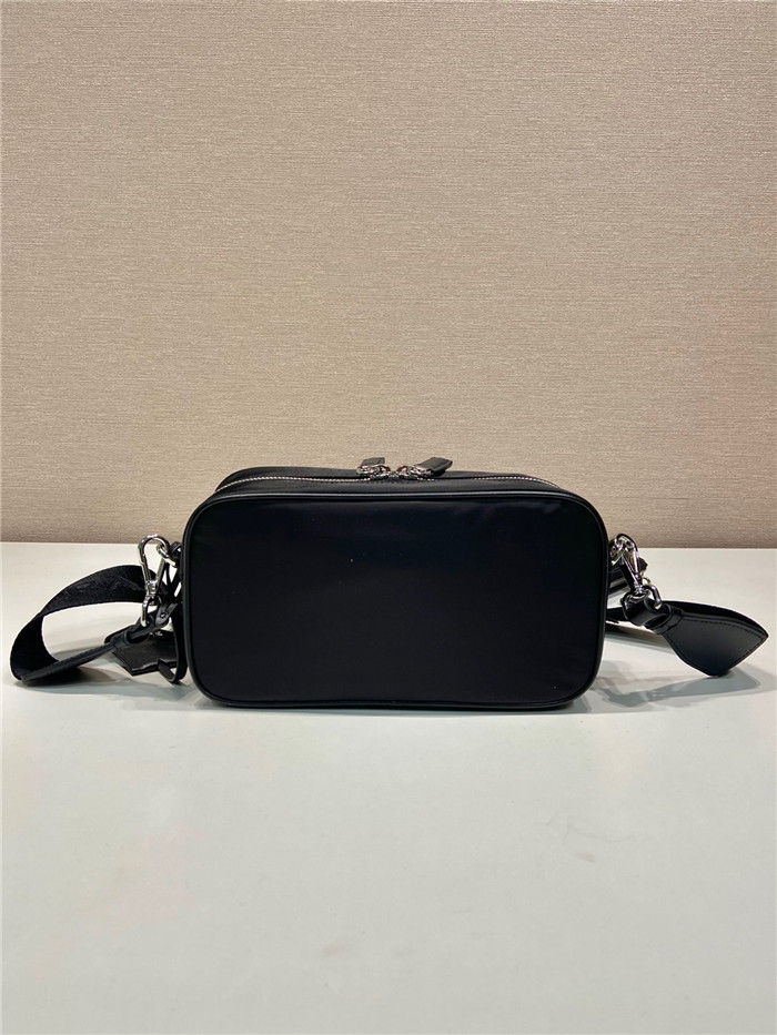 Prada  프라다 미니 카메라 백 1BH197