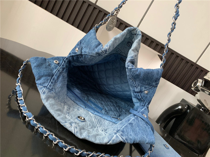 Chanel 샤넬 샤이니 카프스킨 핸드백 스몰 AS3260