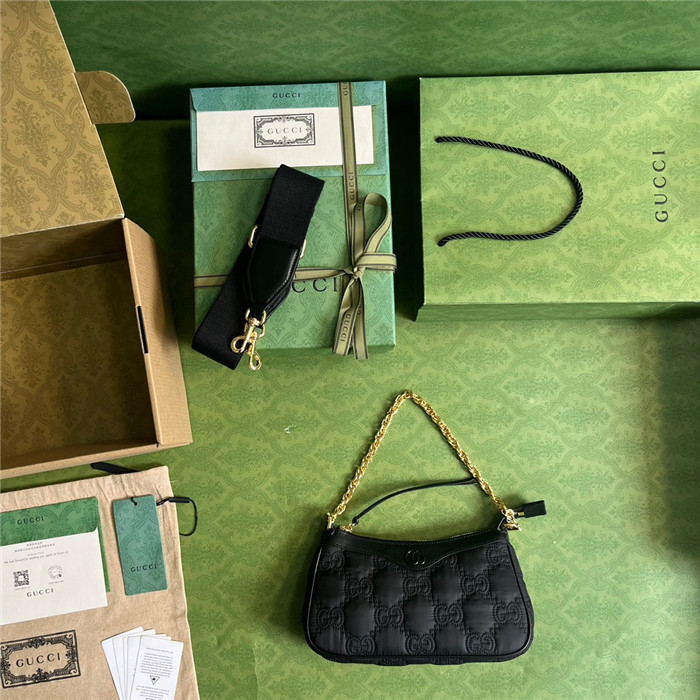 GUCCi  구찌 GG 마틀라세 나일론 핸드백 735049