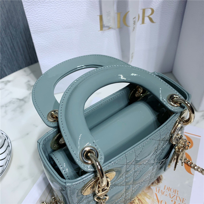 Dior 디올 레이디 미니 (업그레이드 신상) D44531