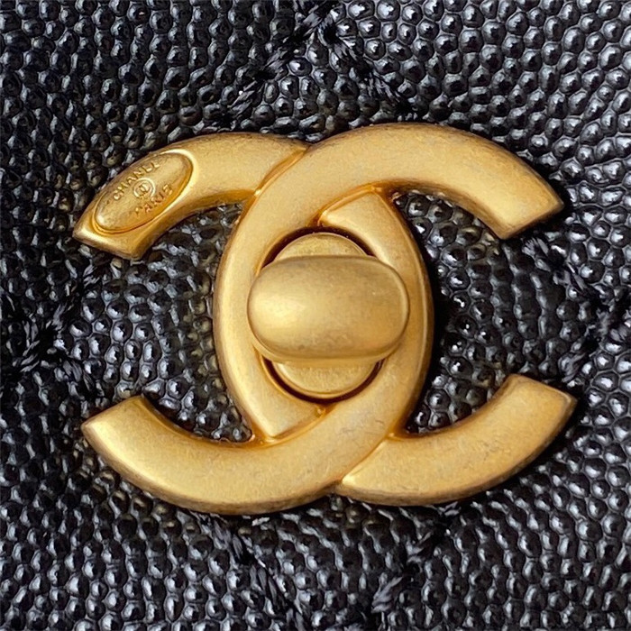  Chanel 샤넬 코코핸들 케비어 스몰 23CM AS92990