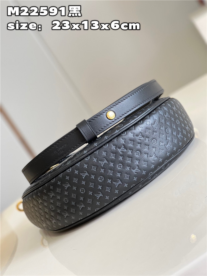  LOUIS VUITTON 루이비통 루프 모노그램 블랙 M22591