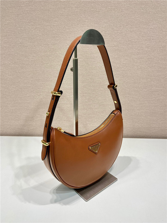  Prada 프라다 사카 하프문 호보백 1BC194