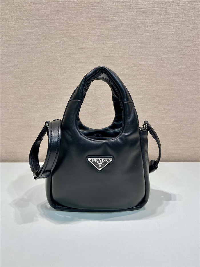  Prada 프라다 나파 패딩 소프트 레더 핸드백 스몰 1BA359