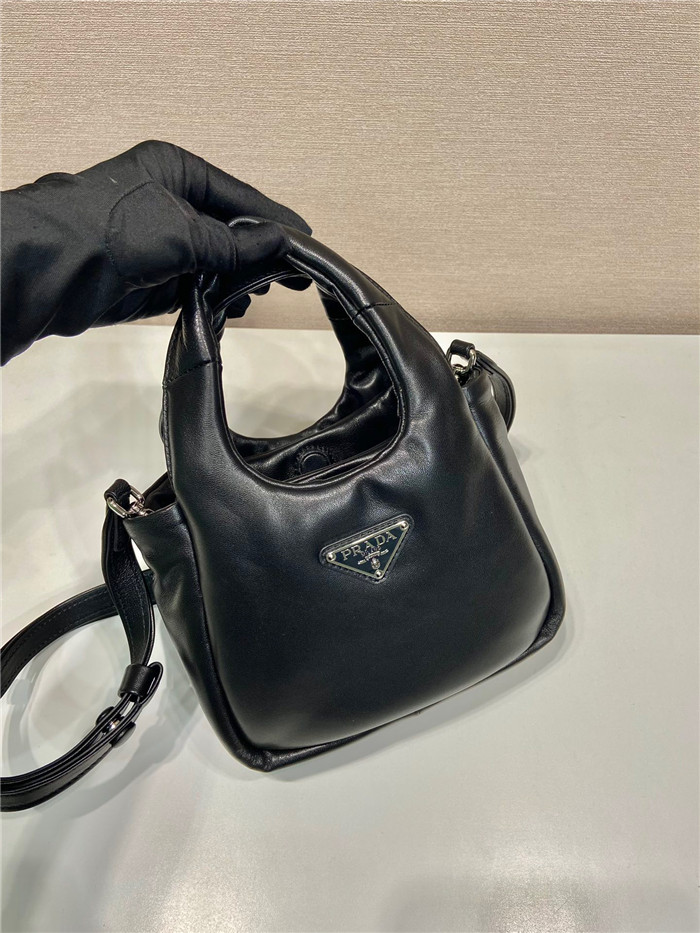  Prada 프라다 나파 패딩 소프트 레더 핸드백 스몰 1BA359