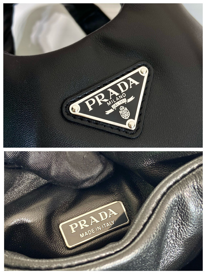  Prada 프라다 나파 패딩 소프트 레더 핸드백 스몰 1BA359