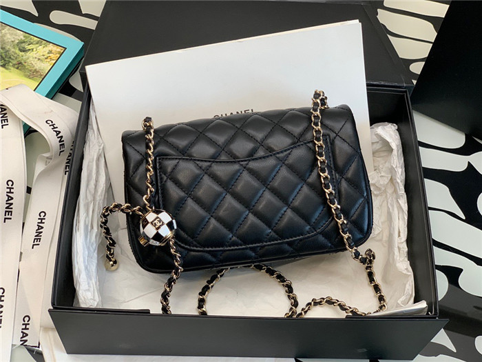 Chanel 샤넬 플랩백 20CM AS99224