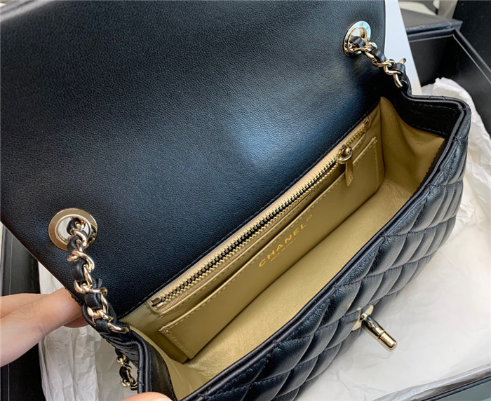 Chanel 샤넬 플랩백 20CM AS99224