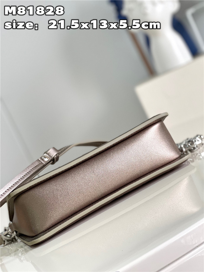 LOUIS VUITTON 루이비통 렉싱턴 파우치 라이트 골드 M81828