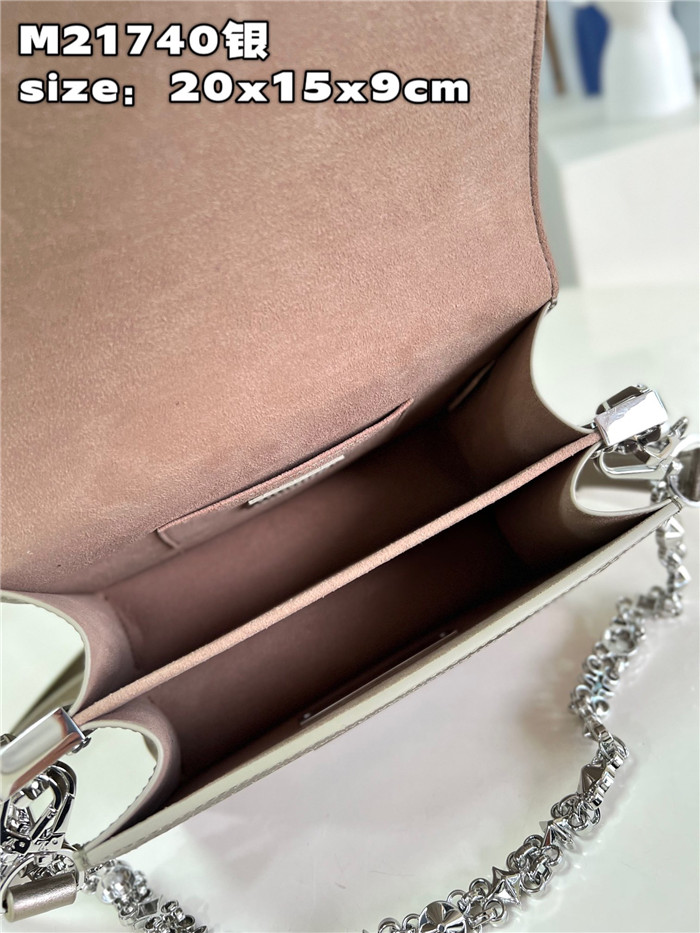 LOUIS VUITTON  루이비통 미니 도핀 라이트 골드 M21740