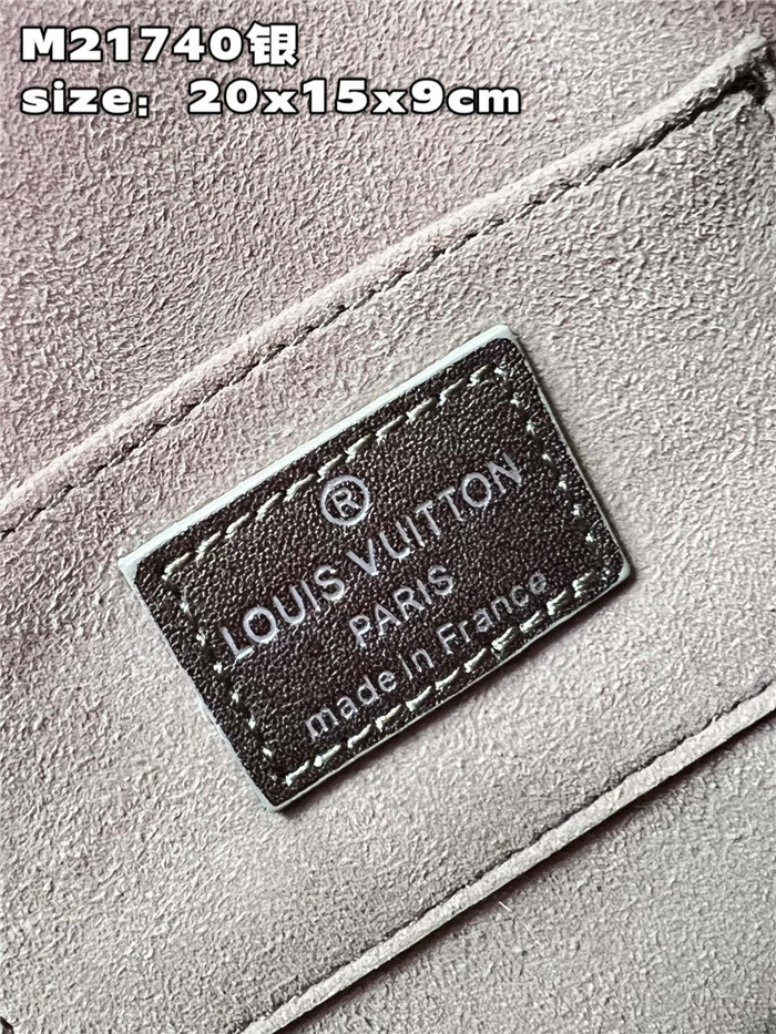 LOUIS VUITTON  루이비통 미니 도핀 라이트 골드 M21740