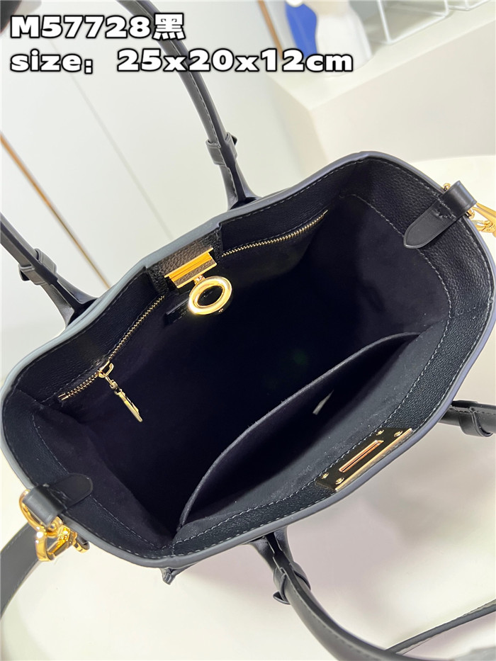 LOUIS VUITTON  루이비통 온 마이 사이드 PM M57728