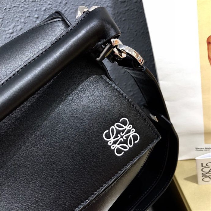 Loewe  로에베 퍼즐백 라지 L40718