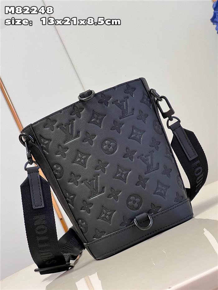 LOUIS VUITTON  루이비통 노에 슬링백 M82248