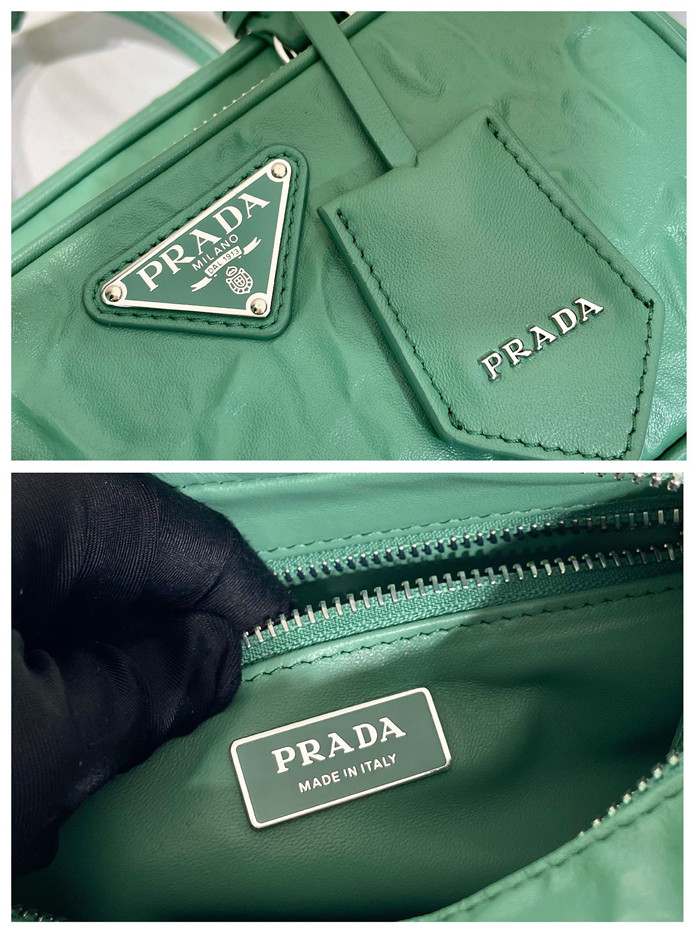 Prada 프라다 앤틱 나파 가죽 멀티포켓 탑 핸들백 1BB09