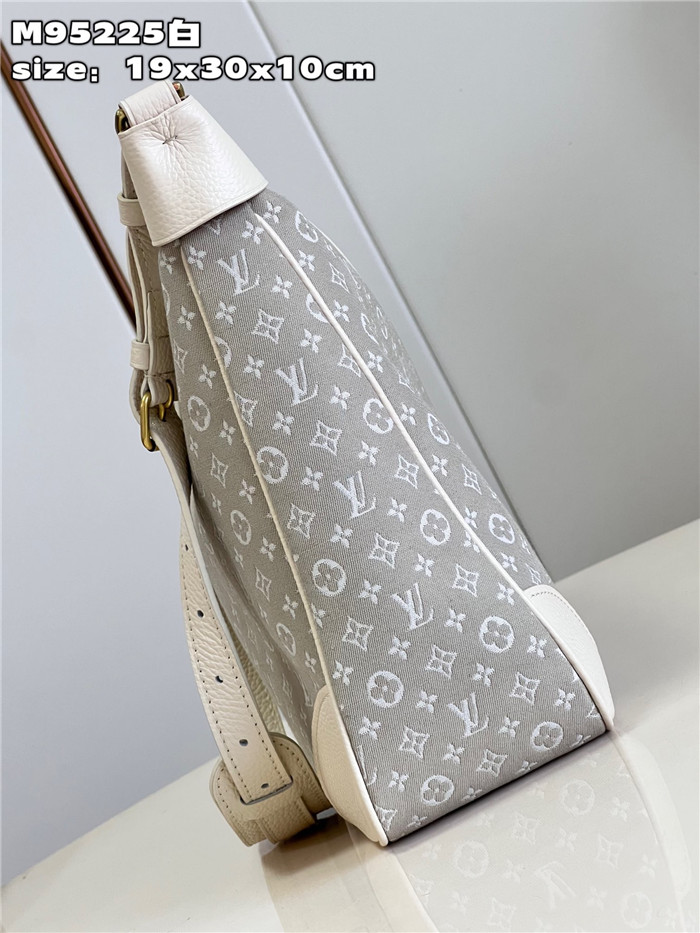 LOUIS VUITTON  루이비통 셀렉션 볼로뉴 30 숄더백 M95225