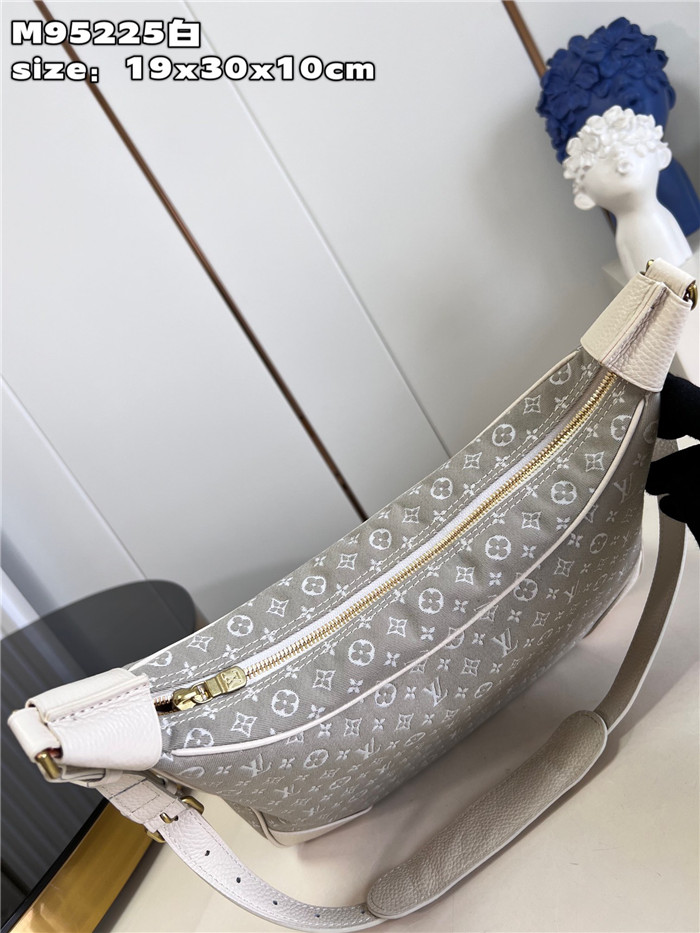 LOUIS VUITTON  루이비통 셀렉션 볼로뉴 30 숄더백 M95225