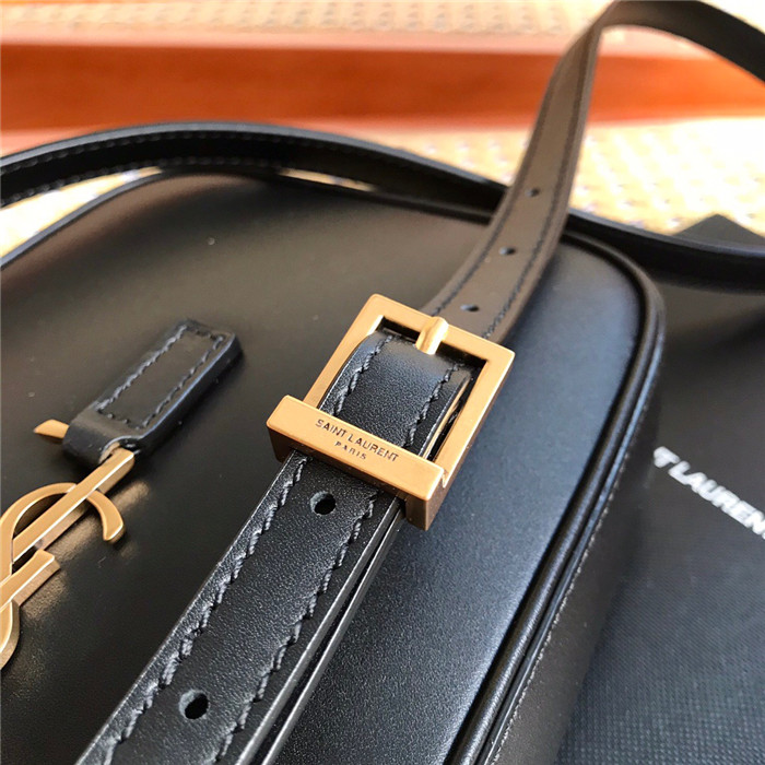 Saint Laurent  생로랑 LE5A7 버티컬 크로스백 735214