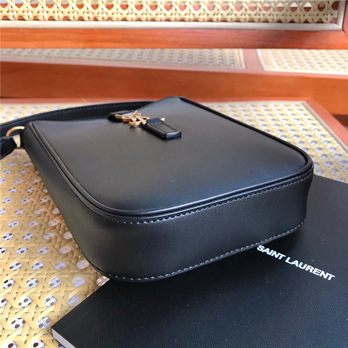 Saint Laurent  생로랑 LE5A7 버티컬 크로스백 735214