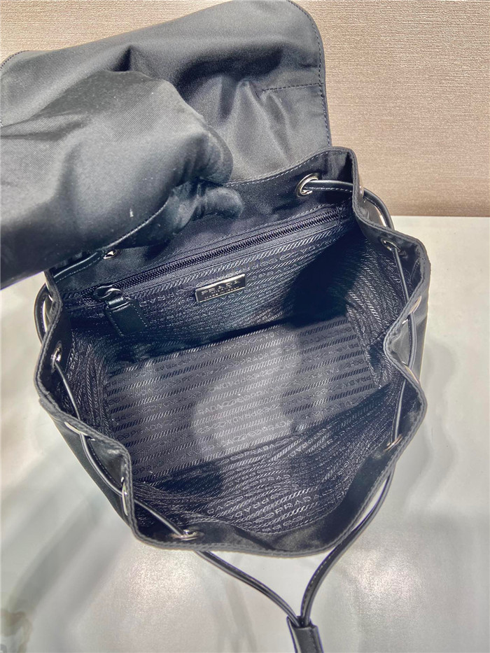Prada  프라다 나일론 백팩 1BZ831