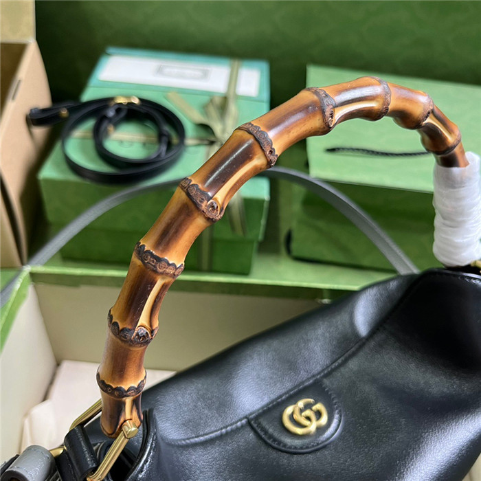 GUCCI  구찌 다이애나 숄더백 미디엄 746124
