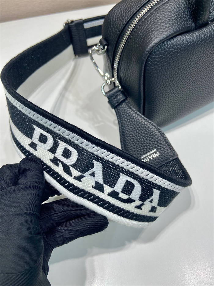PRADA 프라다 레더 탑 핸들백 1BB102