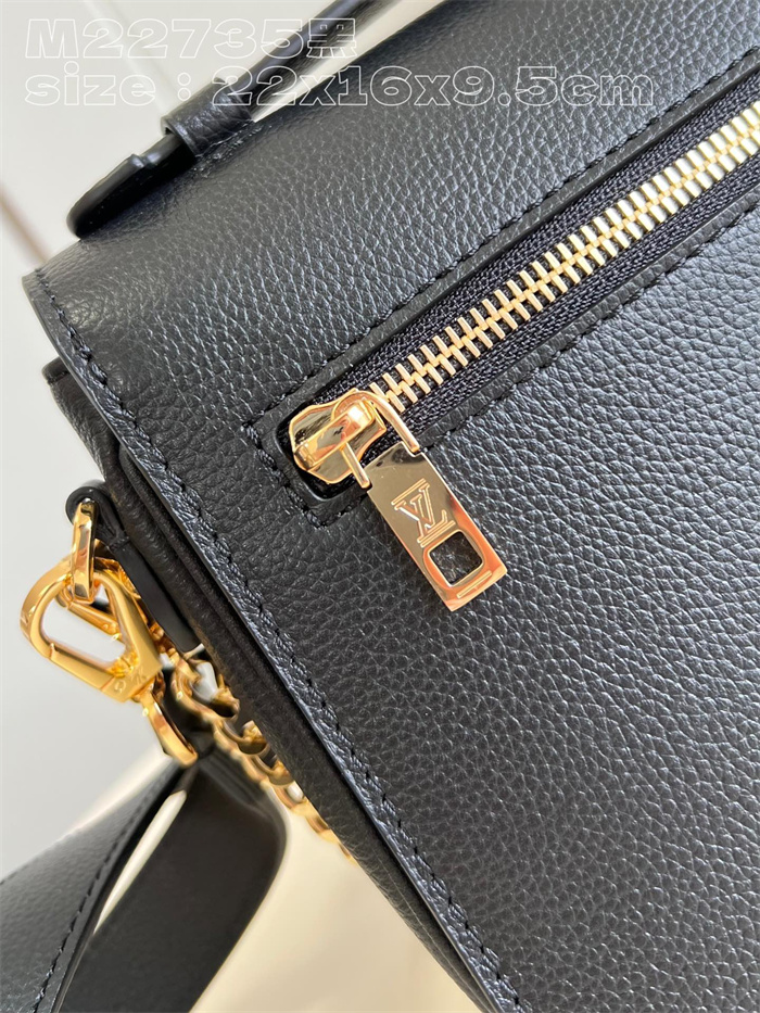 LOUIS VUITTON  루이비통 옥스포드 락미 블랙 M22735