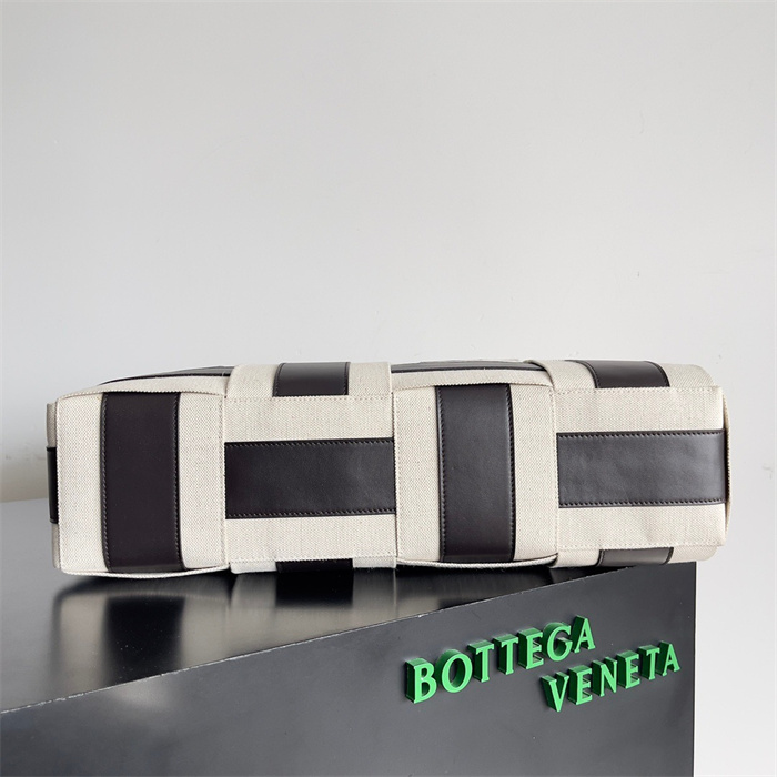 Bottega Veneta  보테가베네타 라지 아르코 토트백 755219