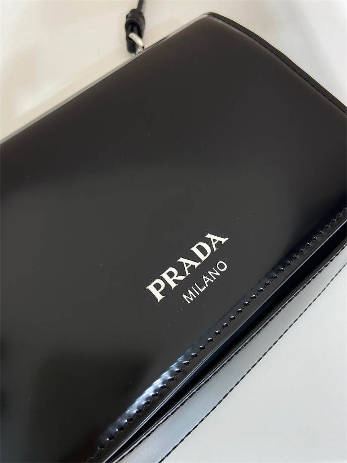 PRADA  프라다 크로스백 2VD061