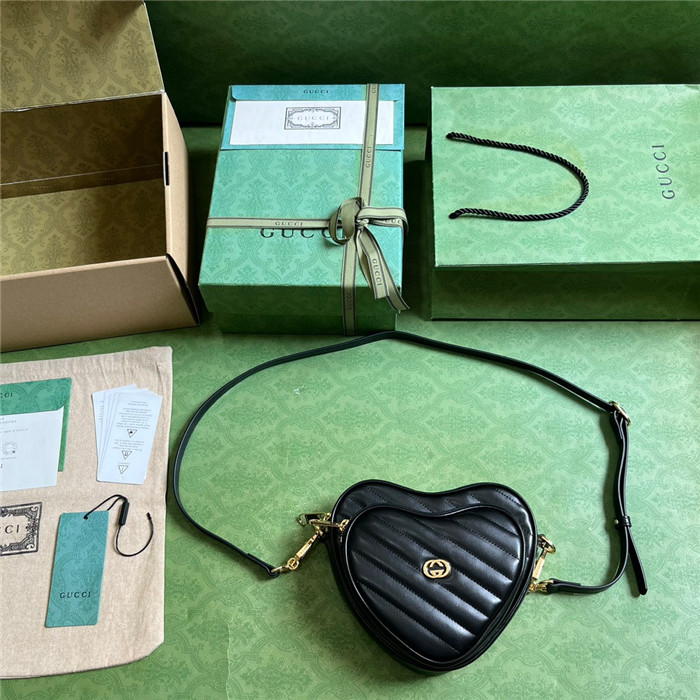 GUCCI   구찌 인터로킹 G 미니 하트 숄더백 751628