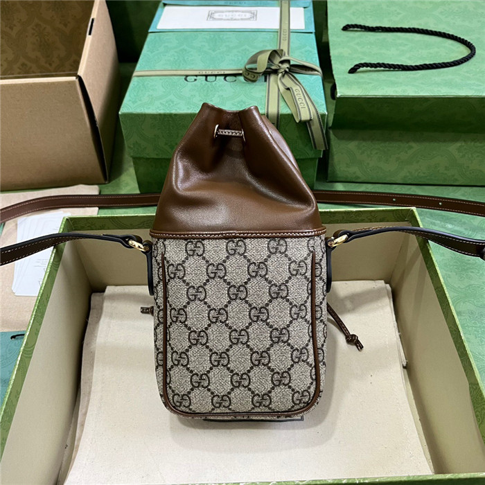 GUCCI  구찌 인터로킹 G 미니 버킷백 746303