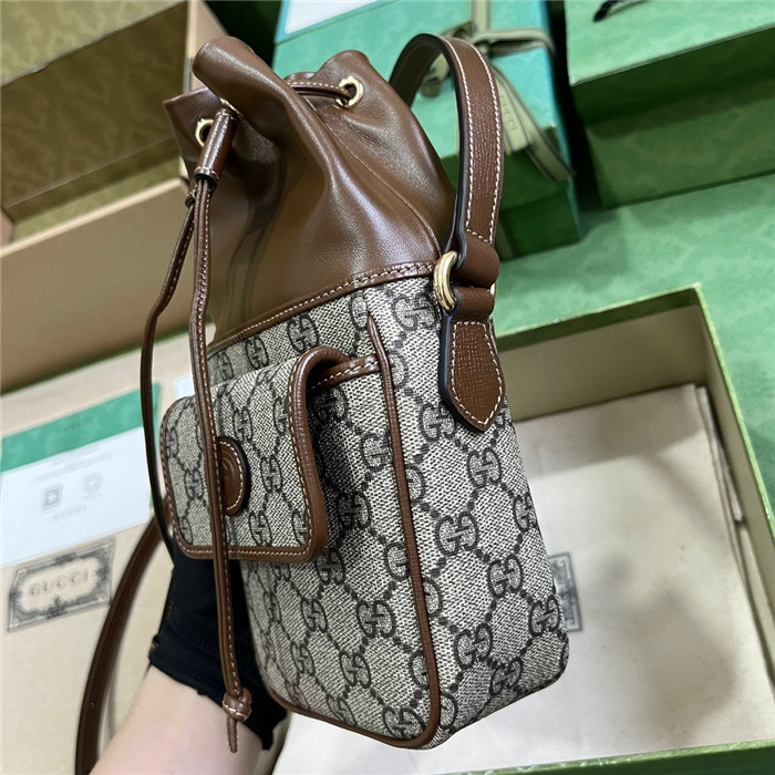 GUCCI  구찌 인터로킹 G 미니 버킷백 746303