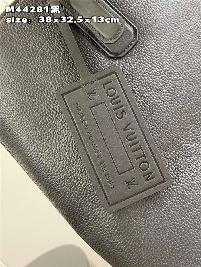 LOUIS VUITTON 루이비통 패스트라인 토트백 M2248