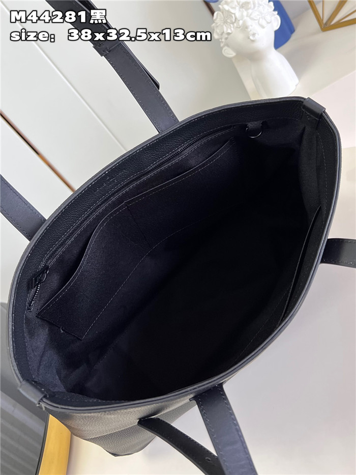 LOUIS VUITTON 루이비통 패스트라인 토트백 M2248