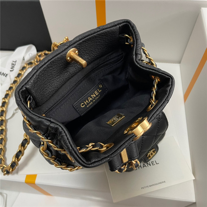 Chanel  샤넬 백참 버킷 스몰 백팩 AS3947