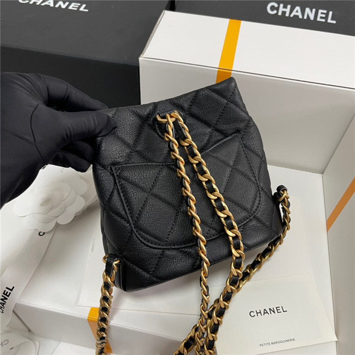 Chanel  샤넬 백참 버킷 스몰 백팩 AS3947