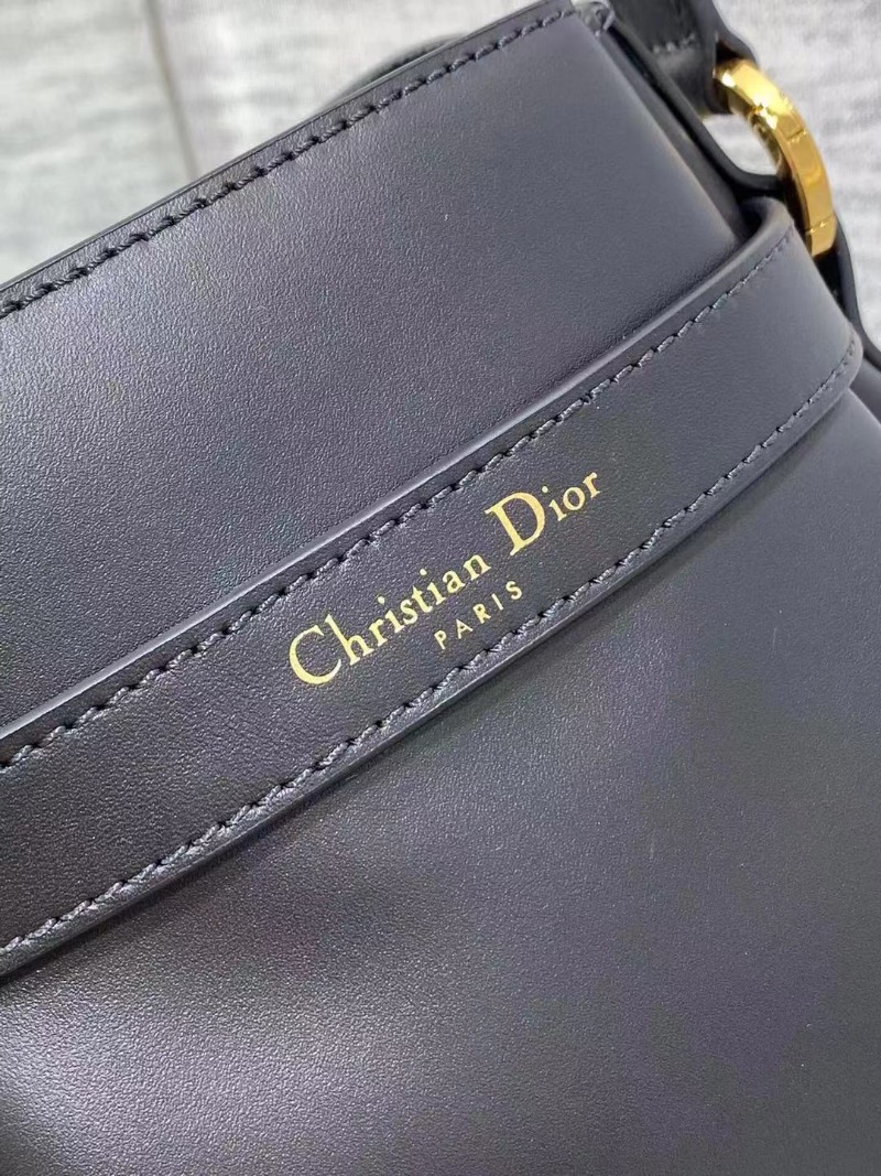  DIOR 디올 블랙 CD 엠보싱 쎄디올 버킷백