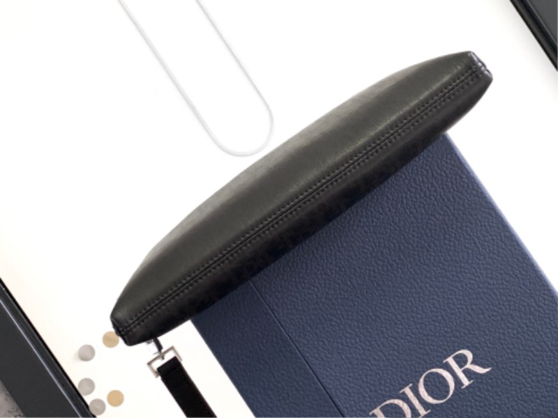 Dior 디올 오클리크 갤럭시 가죽 지퍼 파우치 클러치백