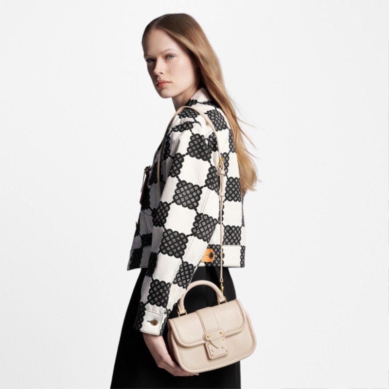  LOUIS VUITTON  루이비통 하이드 앤드 시크 에피 핸드백