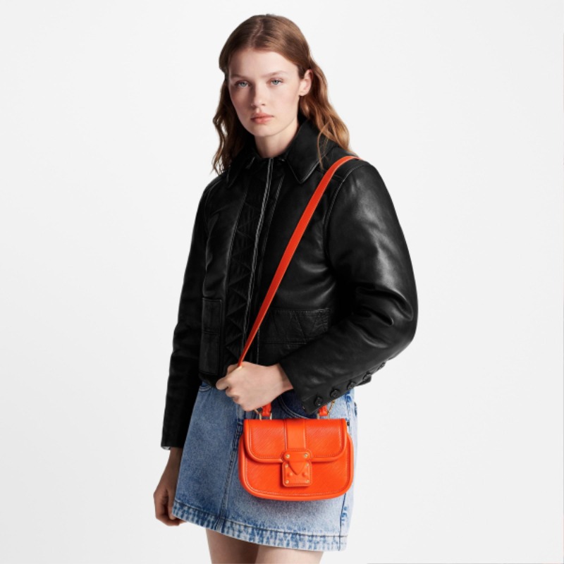  LOUIS VUITTON  루이비통 하이드 앤드 시크 에피 핸드백