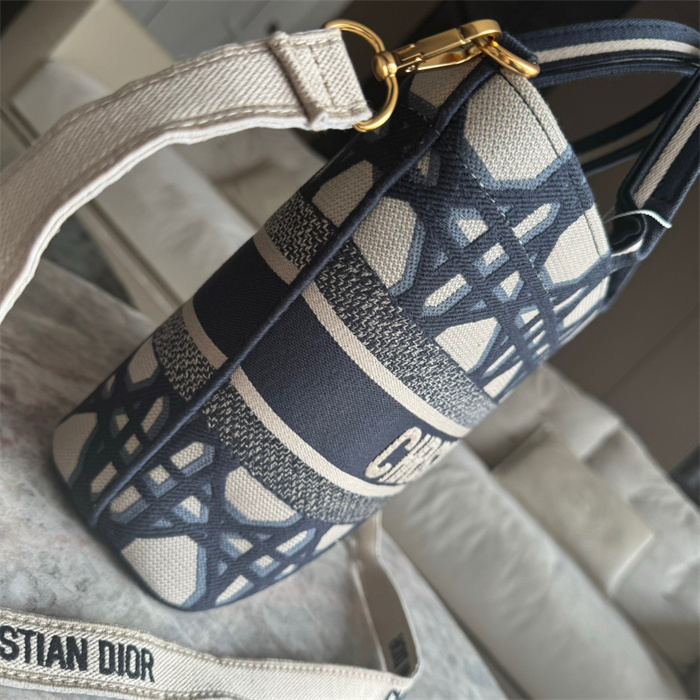 Dior  디올 오블리크 버킷백 D3530