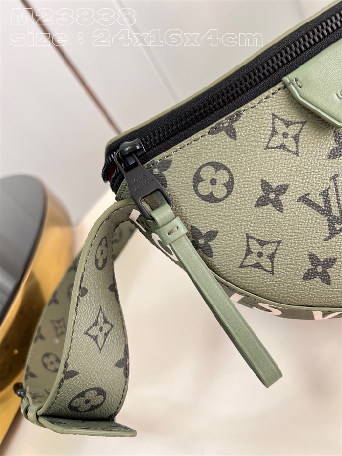 LOUIS VUITTON 루이비통 크로스&숄더백 LV 문 크로스바디 M23838