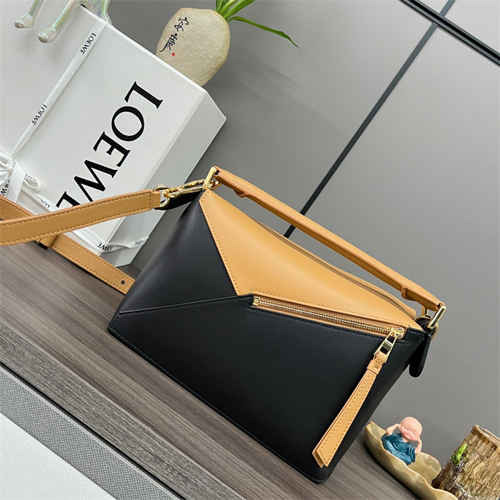 Loewe 로에베 퍼즐백 스몰 L69012