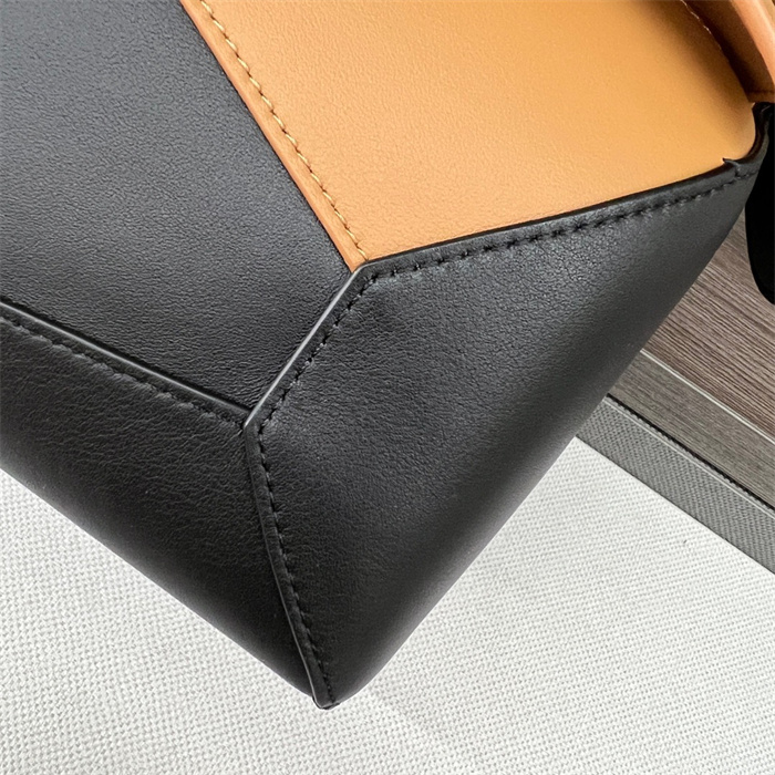 Loewe 로에베 퍼즐백 스몰 L69012